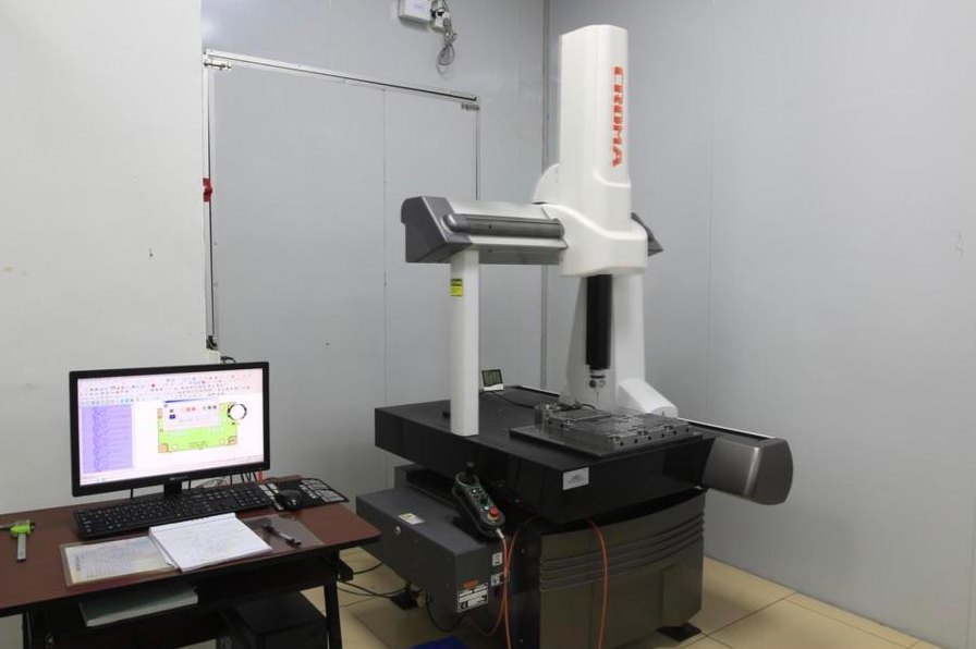 Coordinate measuring machine in the GY Machining measuring room